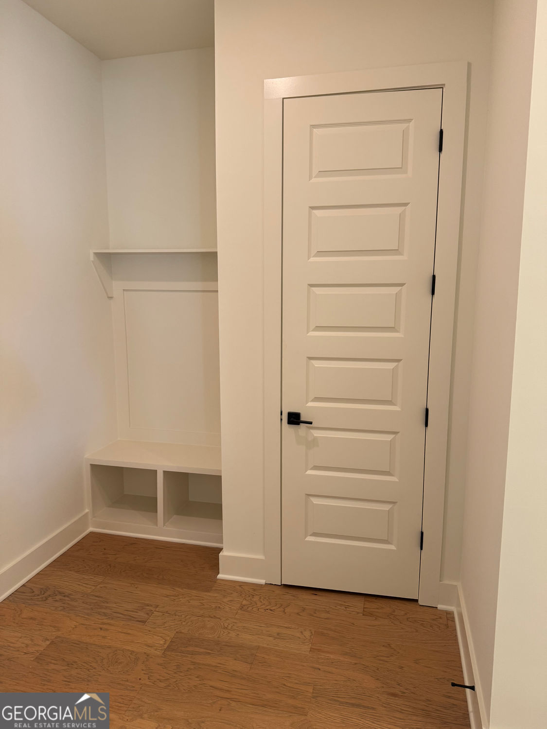 Gainesville, Georgia 30506, United States, 5 Bedrooms Bedrooms, ,5 BathroomsBathrooms,Residential,Active,219955