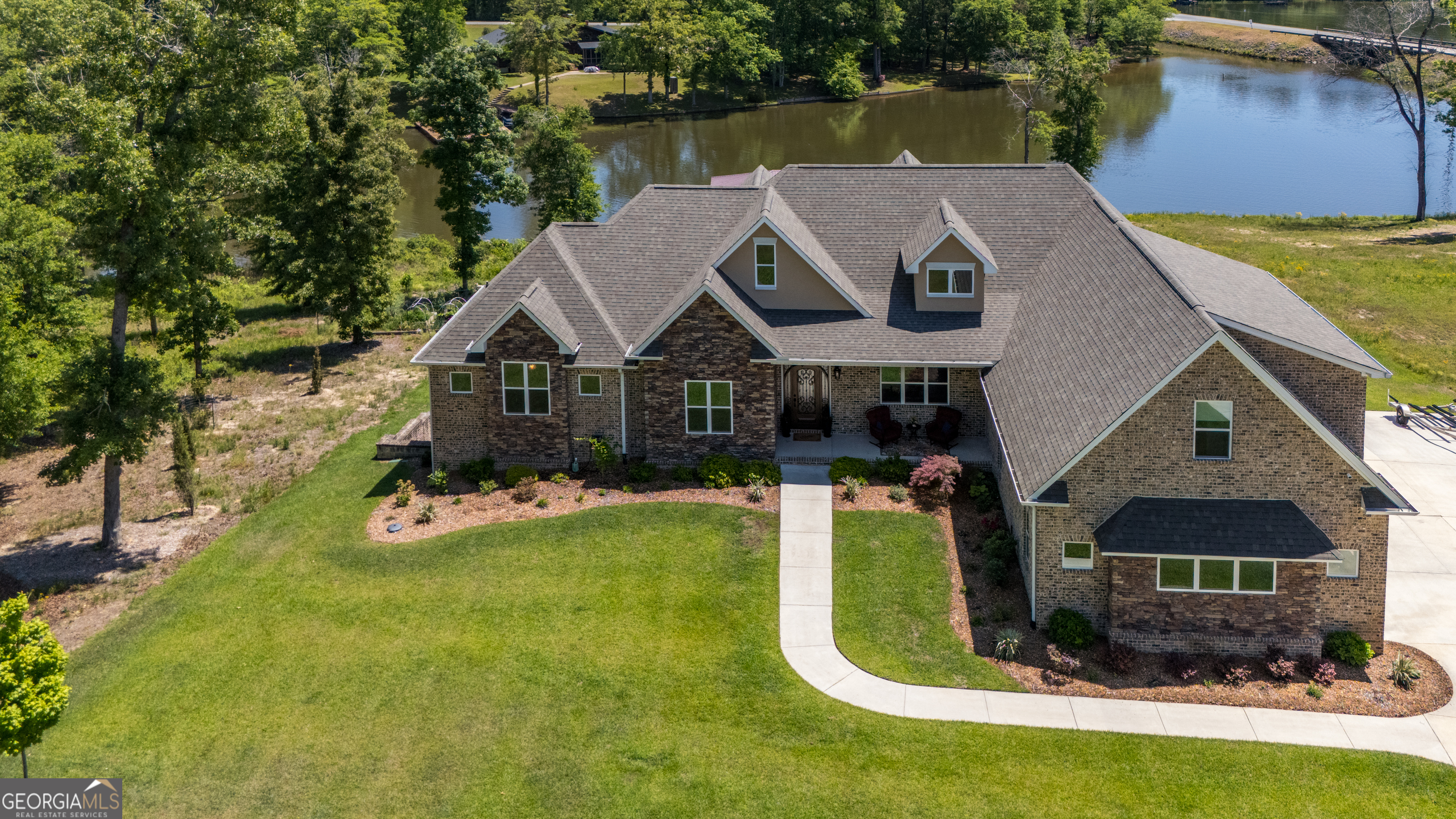 7287 Moseley Dixon RD