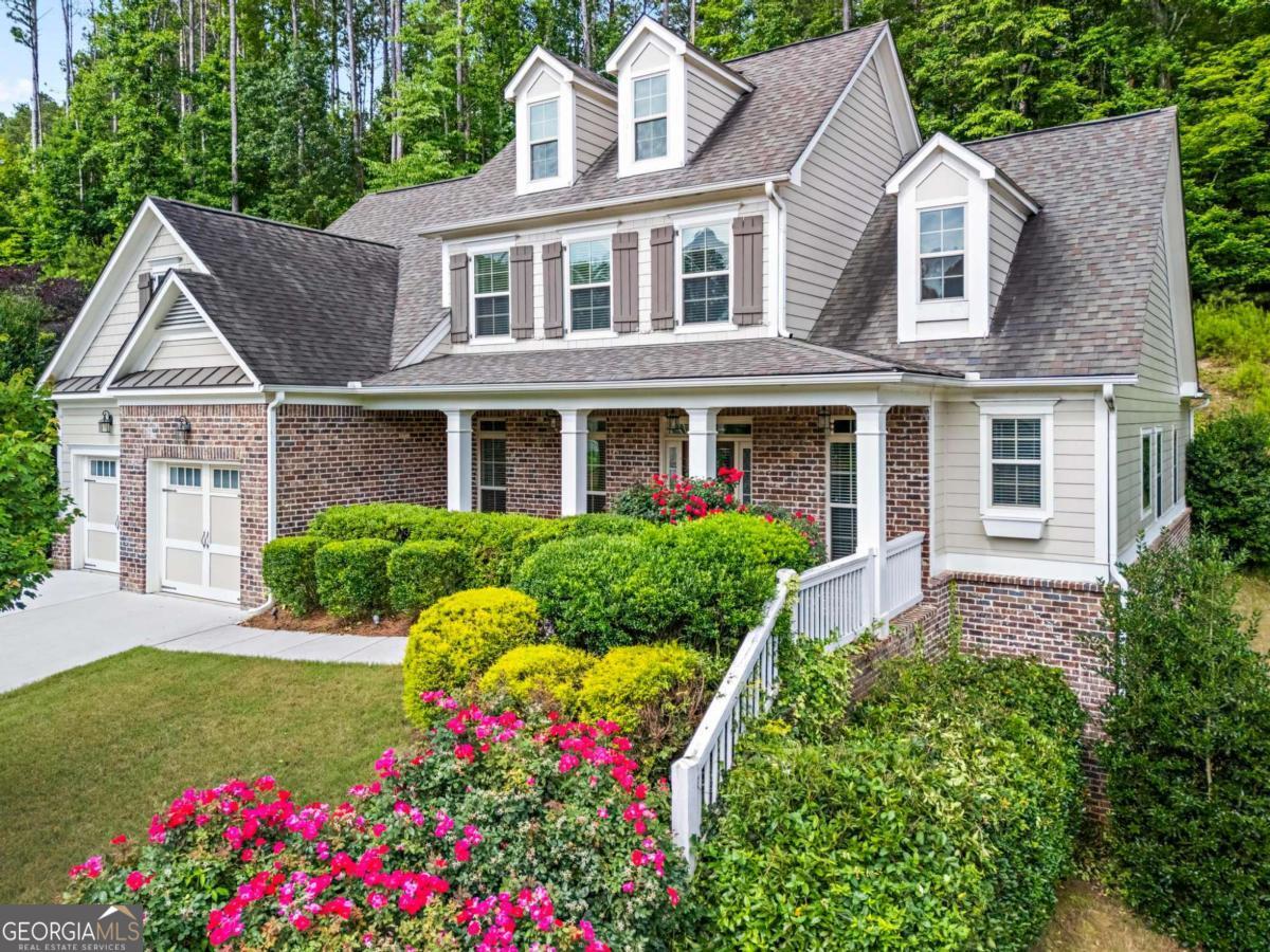 183 Lullwater LN