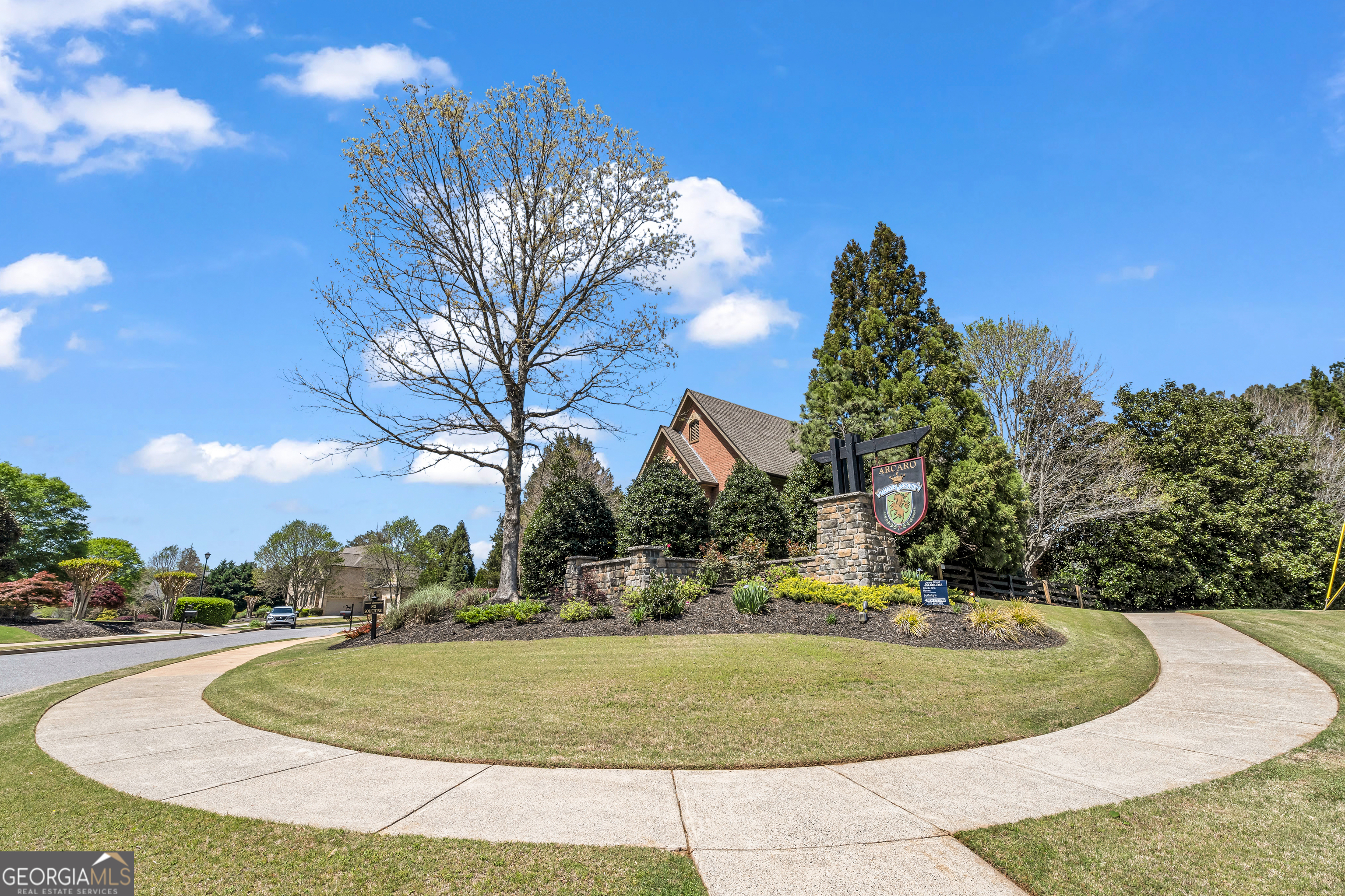 560 Arcaro DR