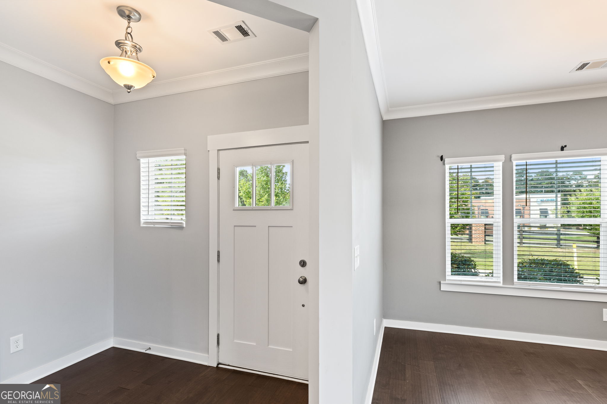 2487 Rathburn CIR