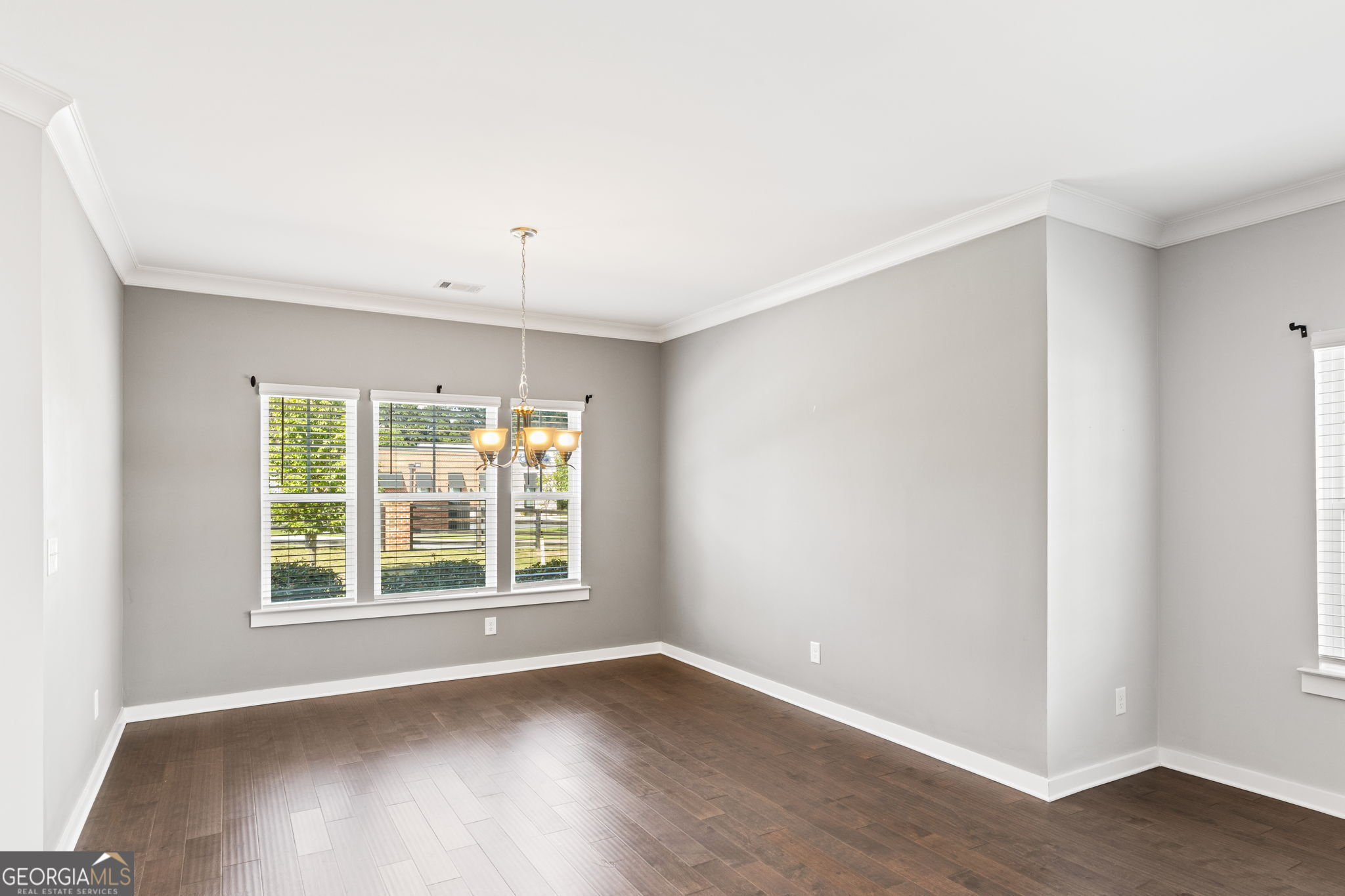 2487 Rathburn CIR