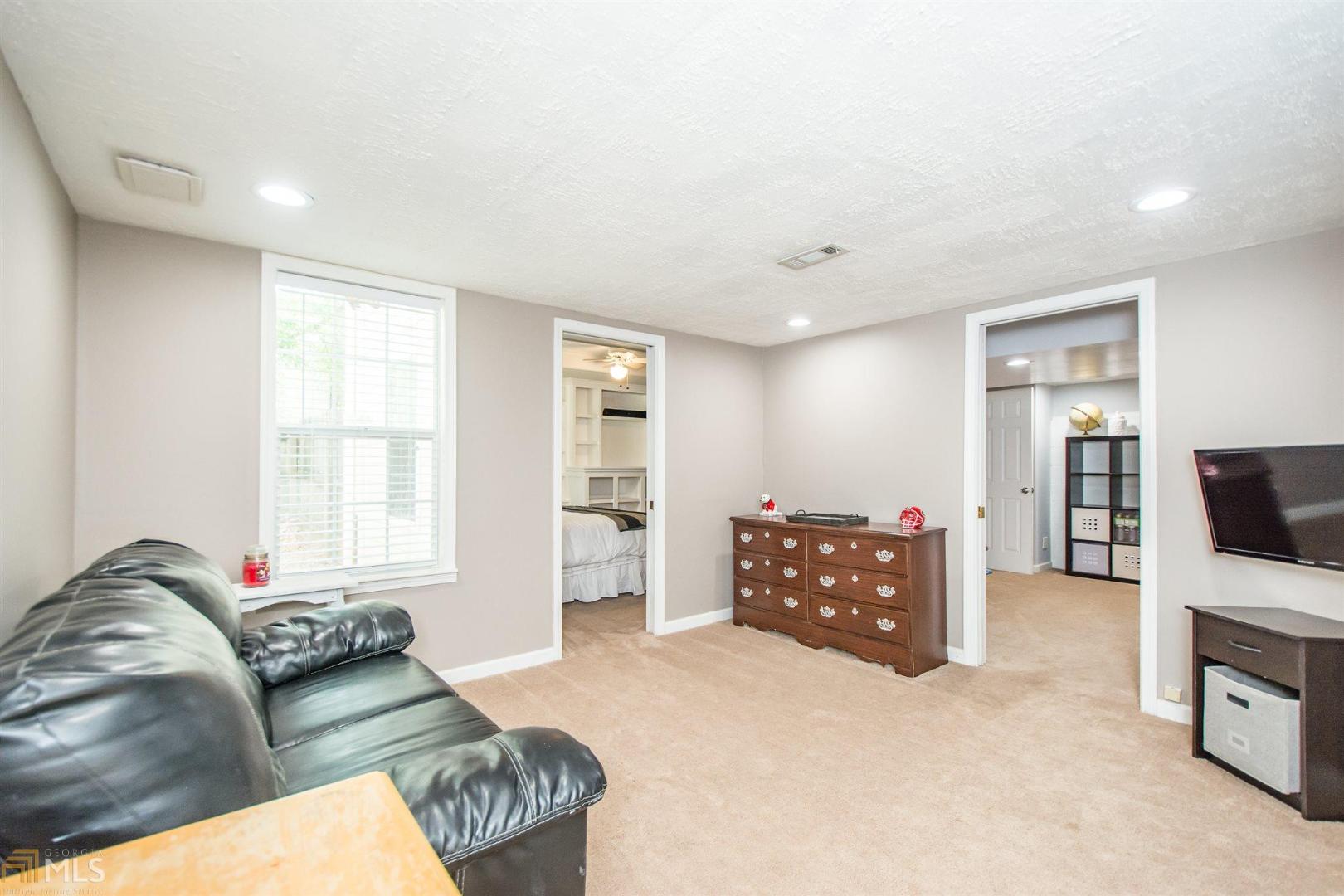 Rose Creek At Towne Lake - Residential