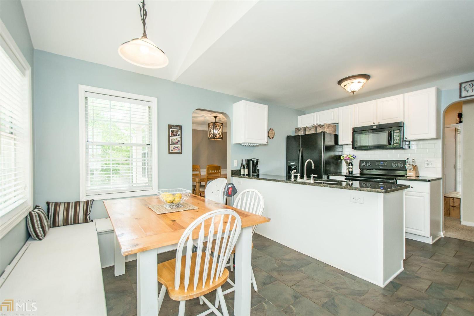 Rose Creek At Towne Lake - Residential