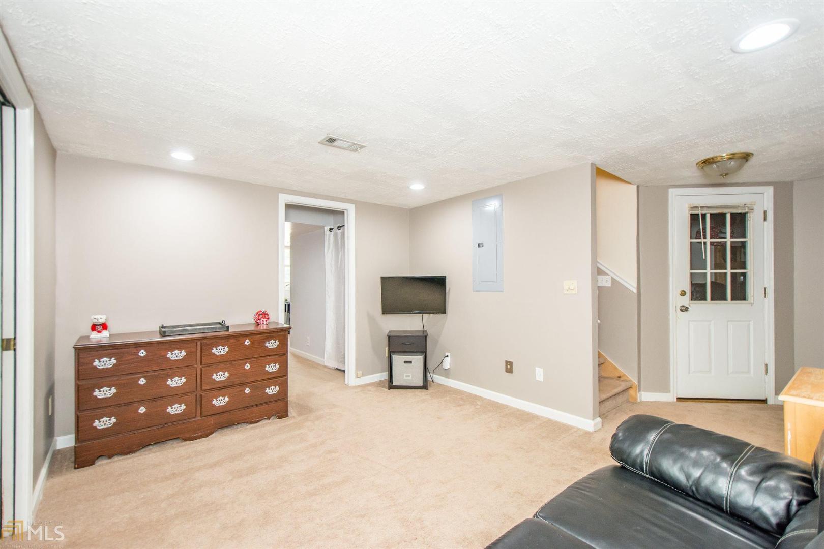 Rose Creek At Towne Lake - Residential
