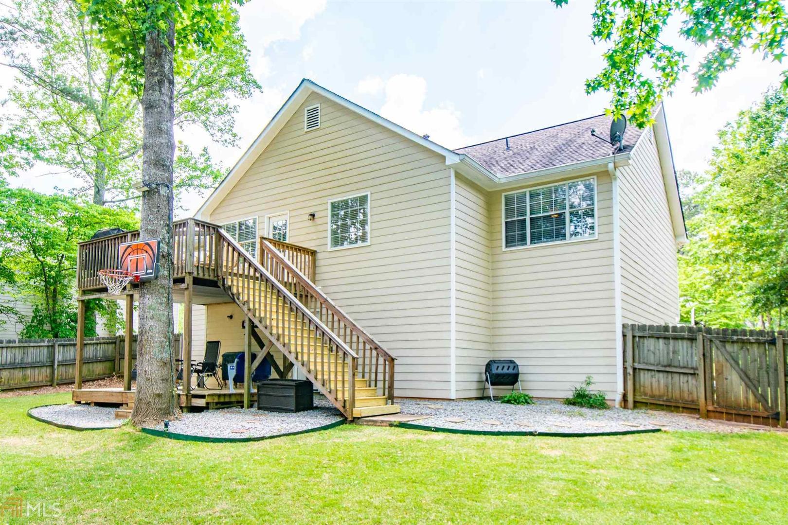 Rose Creek At Towne Lake - Residential