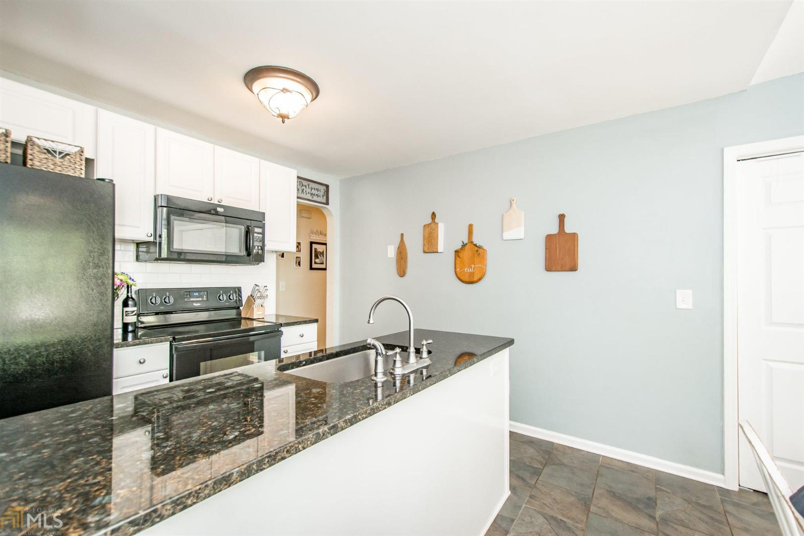 Rose Creek At Towne Lake - Residential