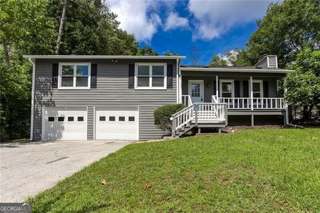 Photo of 1093 Caprice Drive, Powder Springs, GA 30127 (MLS # 10792019)