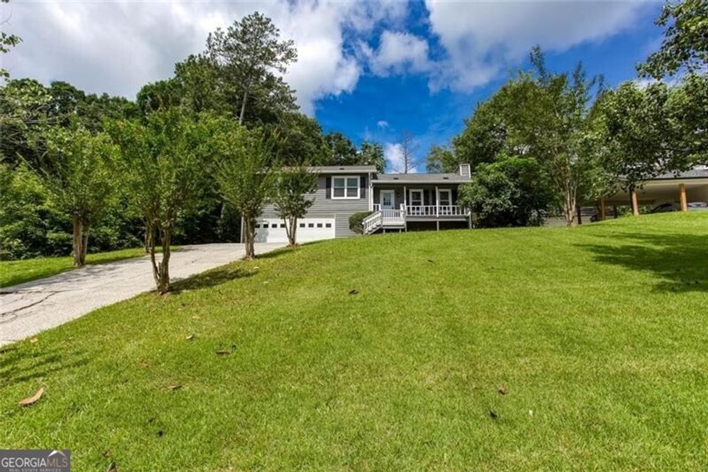 Photo of 1093 Caprice Drive, Powder Springs, GA 30127 (MLS # 10792019)