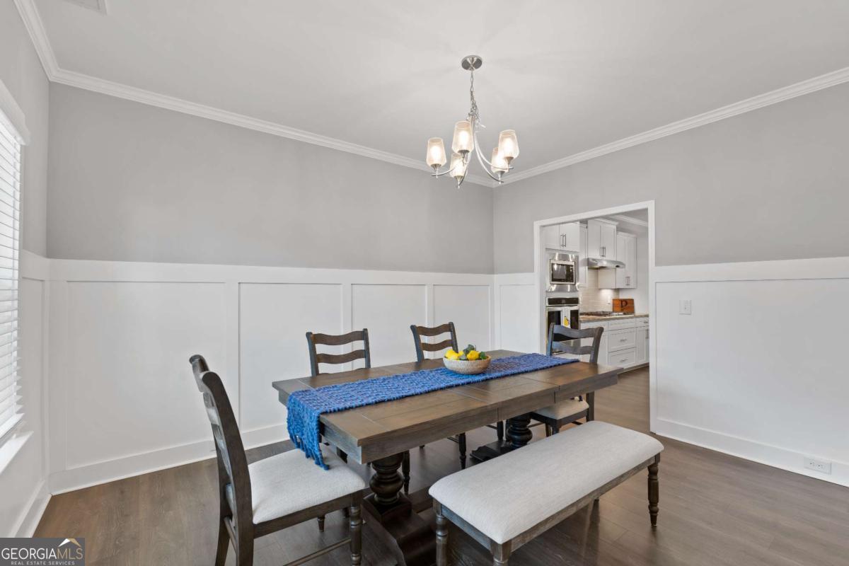 540 Glen Abbey CIR SE