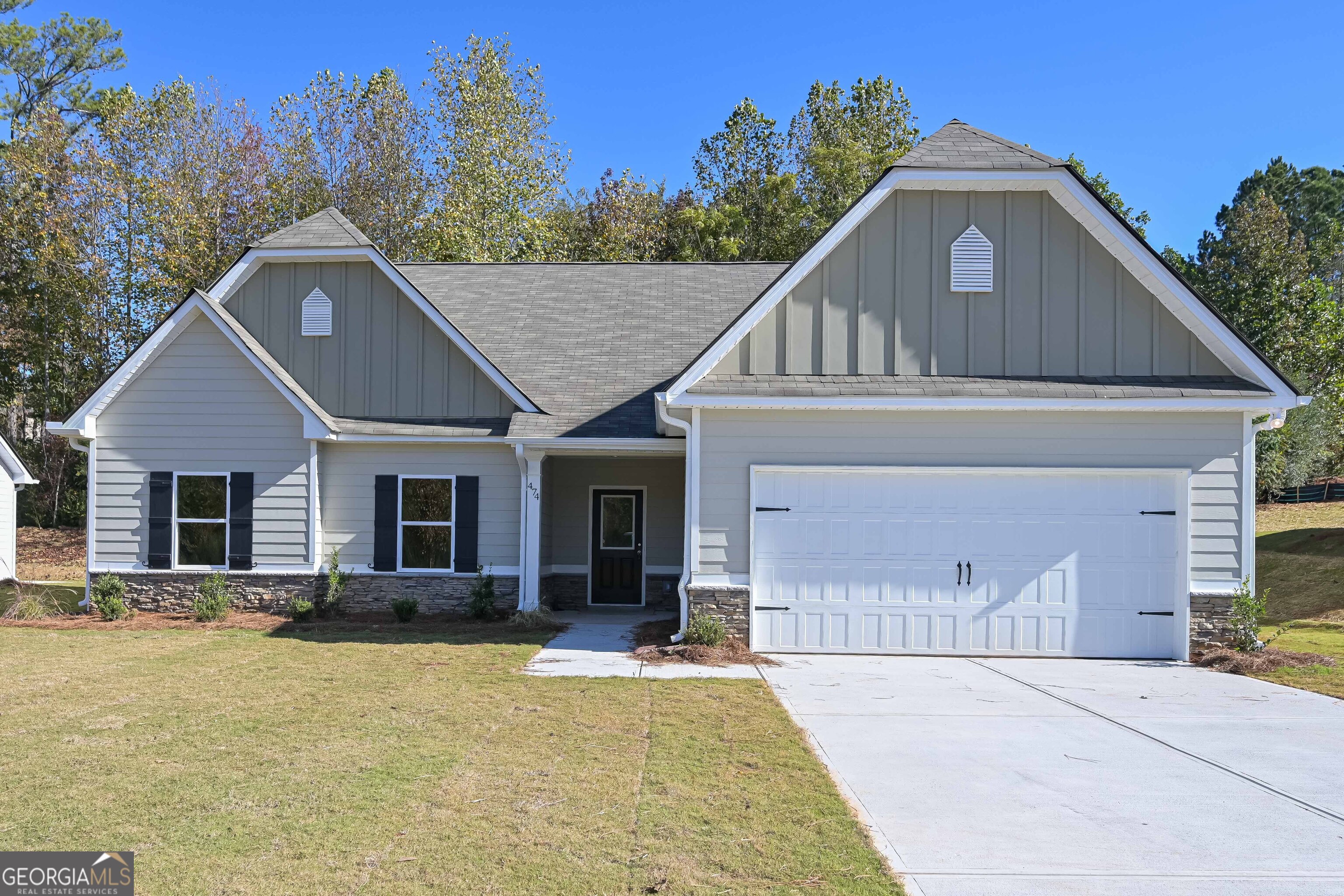 490 Charleston PL