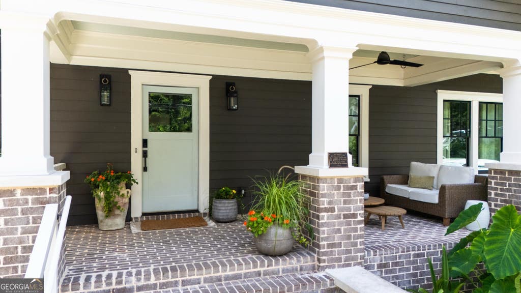 Photo of 785 Martina Drive, Atlanta, GA 30305 (MLS # 10824187)
