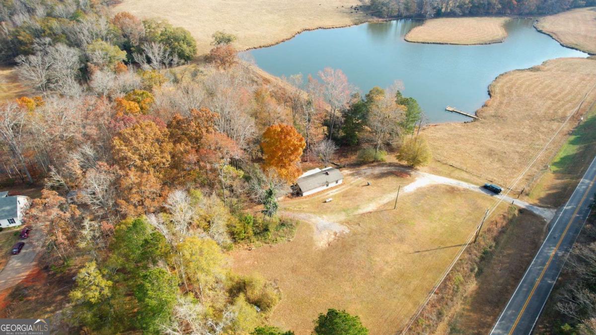 3001 Highway 213