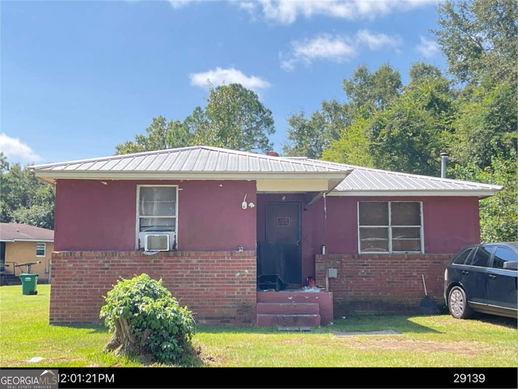 Photo of 502 Willard Avenue, Albany, GA 31701 (MLS # 10833444)