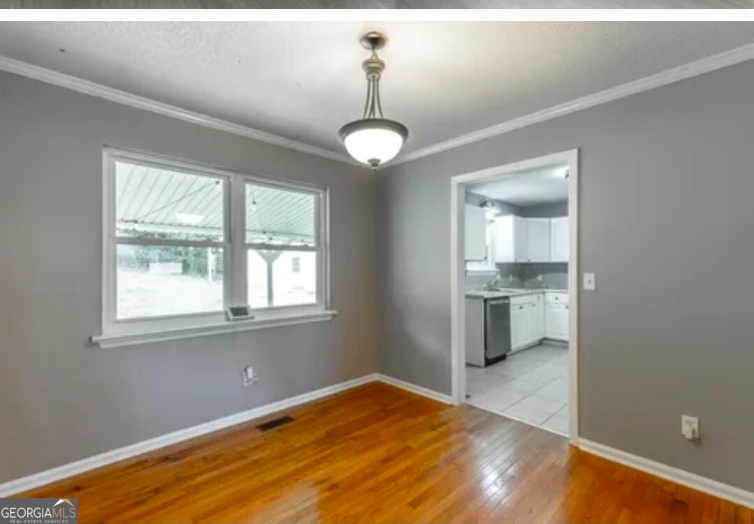 72 Gregory LN