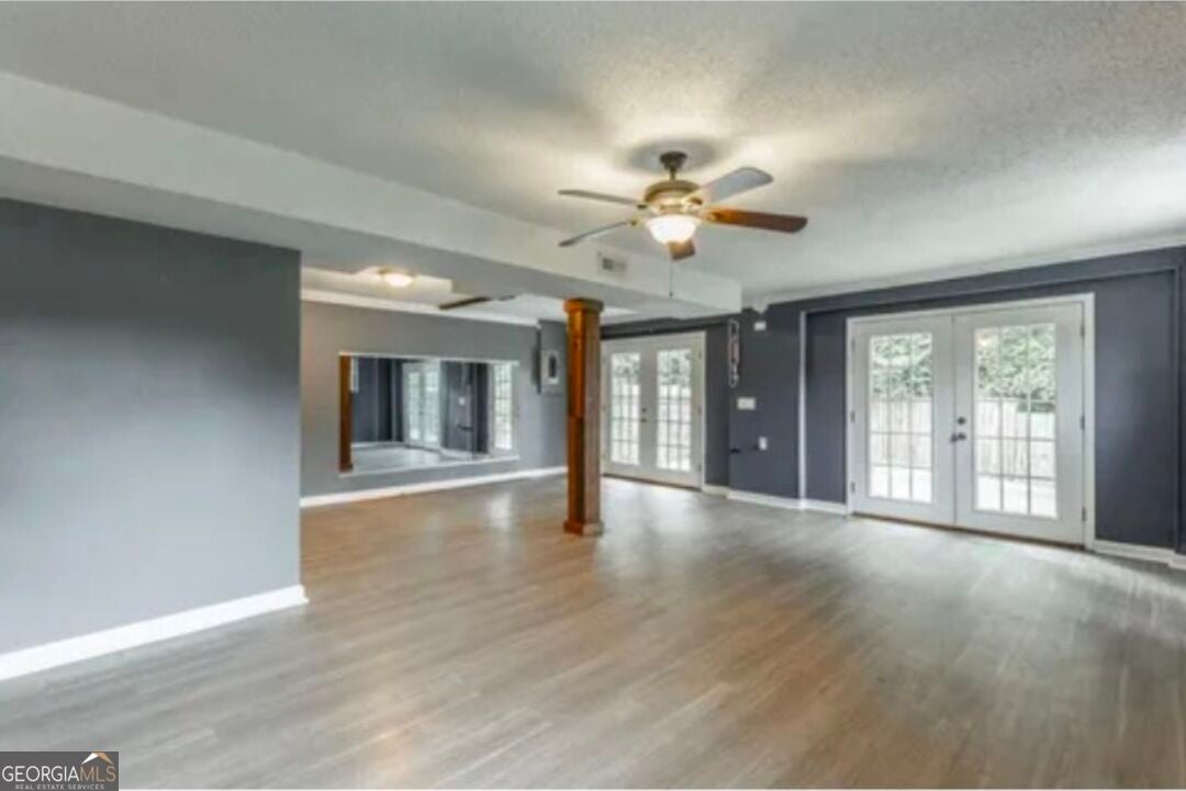 72 Gregory LN