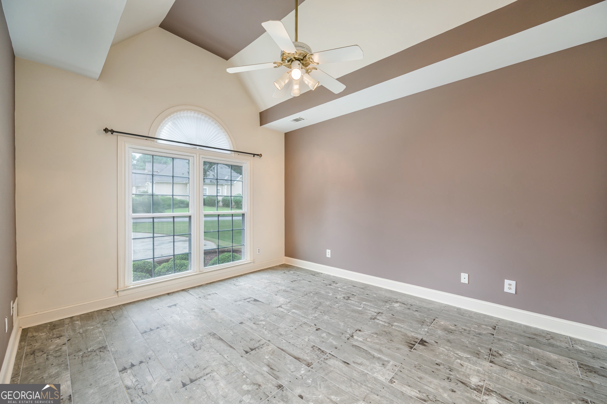 Standard View - Residential