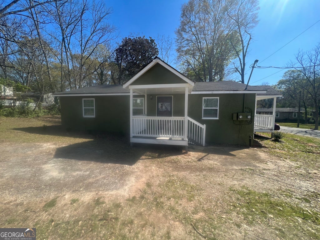 Photo of 428 Circus Street, Griffin, GA 30223 (MLS # 10844916)
