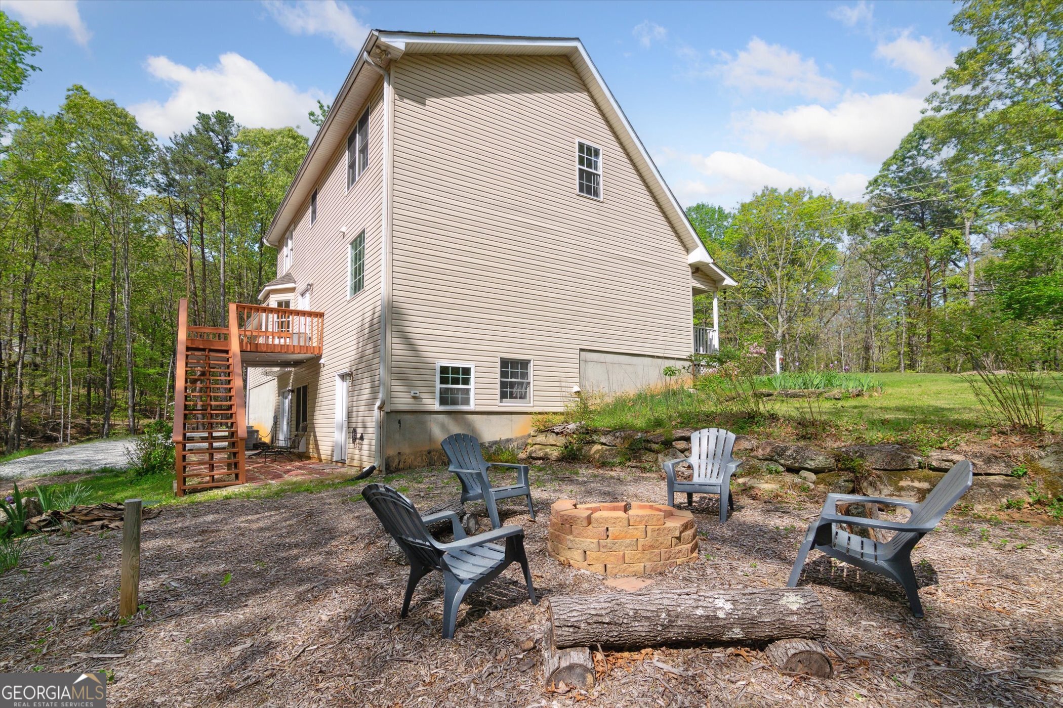 86 Sleepy Hollow RD