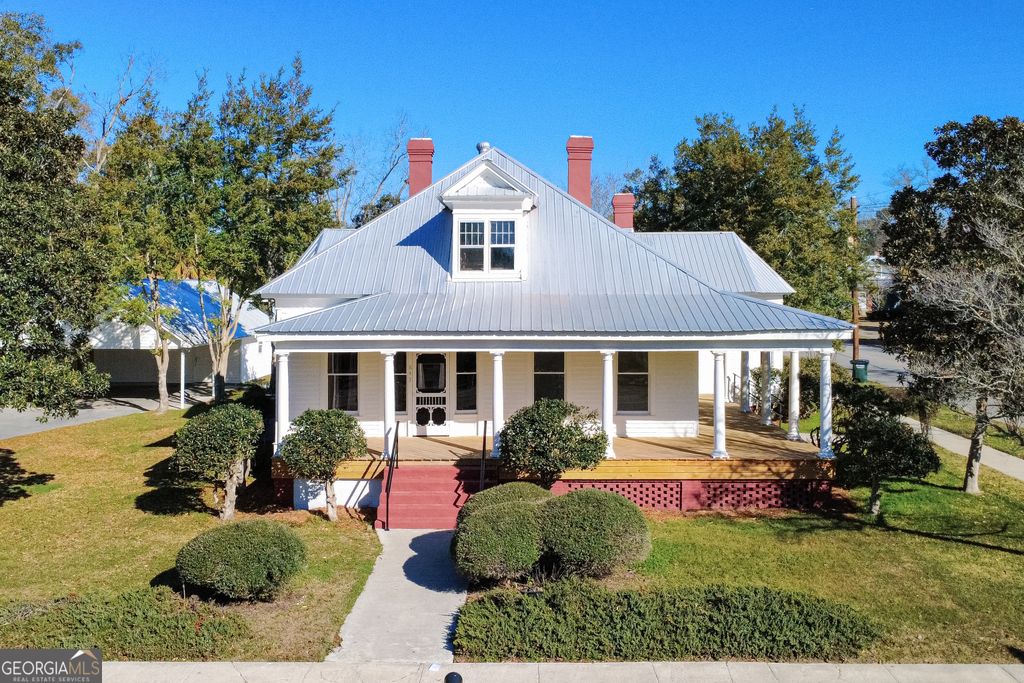 Photo of 643 Barney Avenue, Millen, GA 30442 (MLS # 10687225)