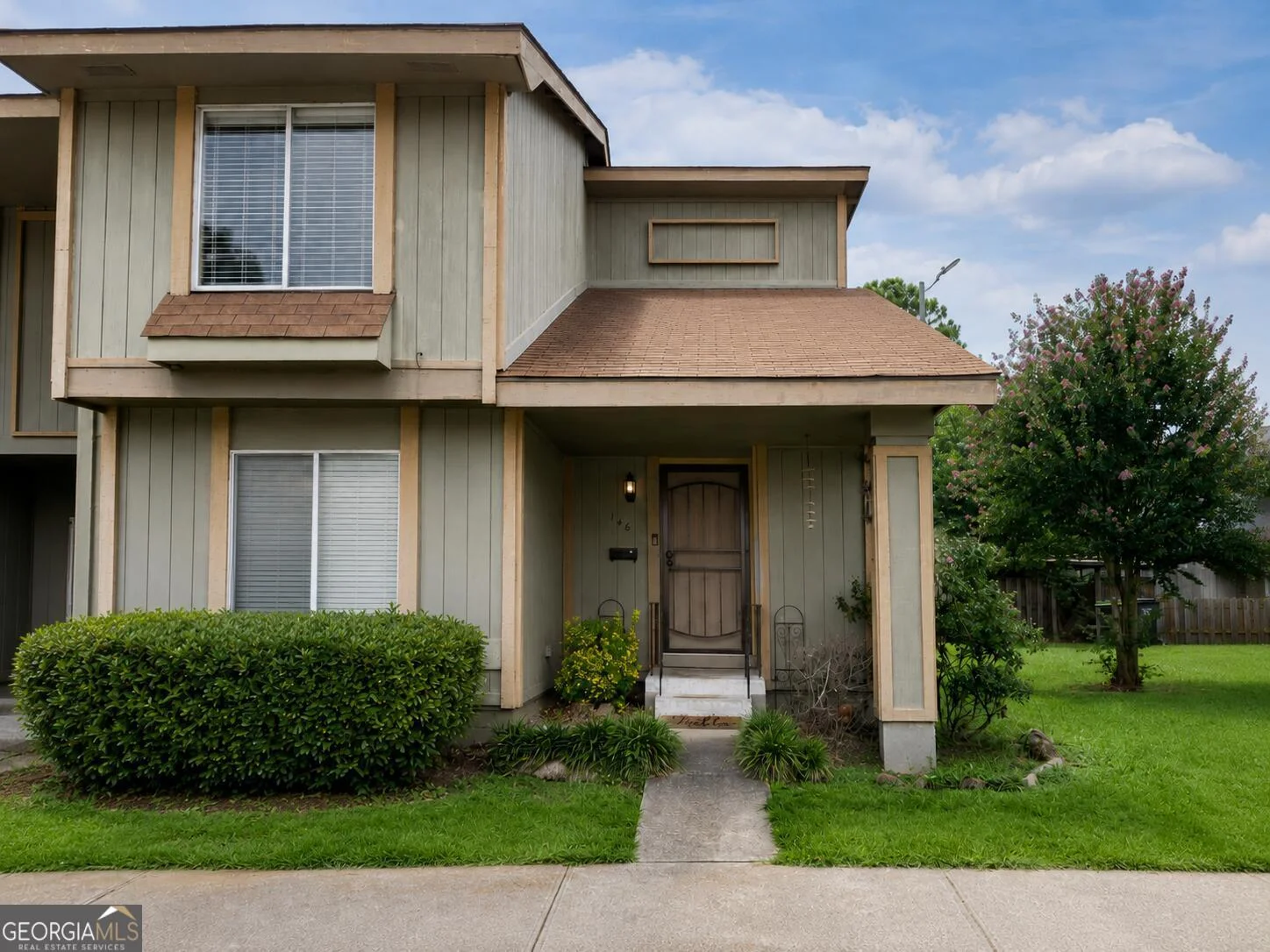 146 Stoneridge Drive Unit 146