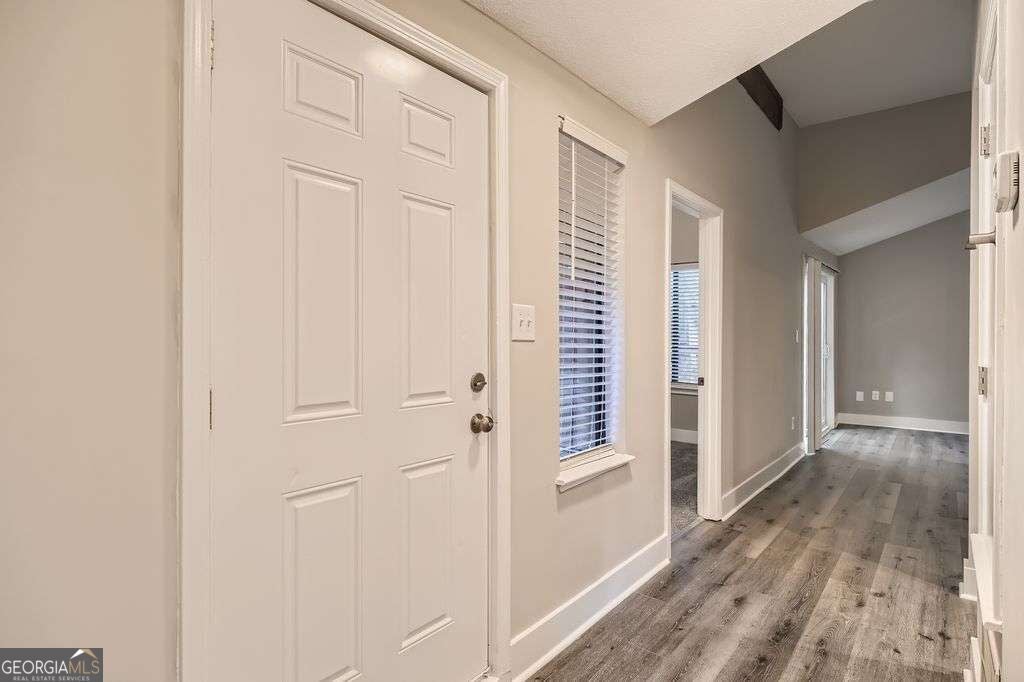 3111 Fairington DR