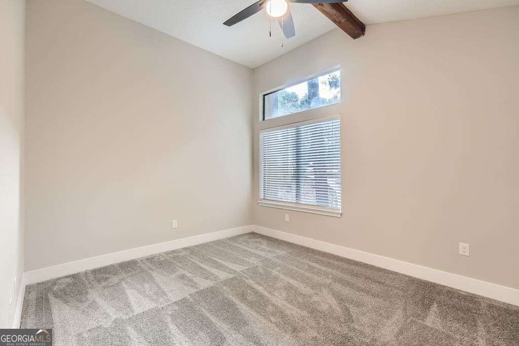 3111 Fairington DR