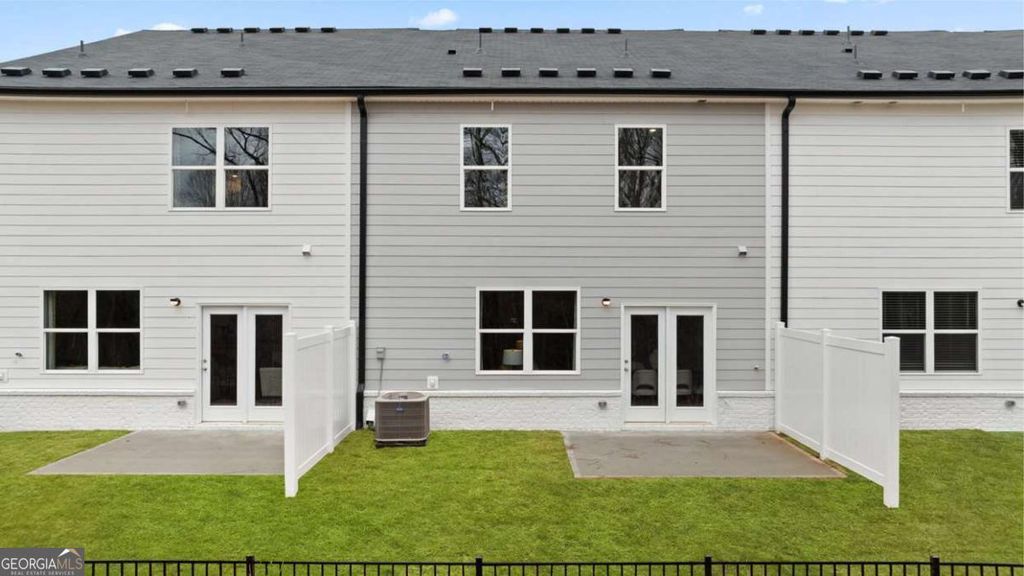 Photo of 245 Sound Circle, Stockbridge, GA 30281 (MLS # 10659250)