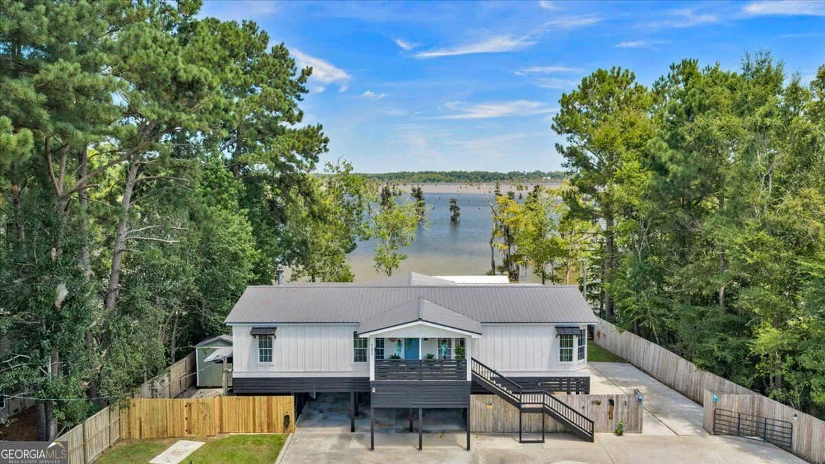 121 W Entrekin Road, Cobb, GA, 31735