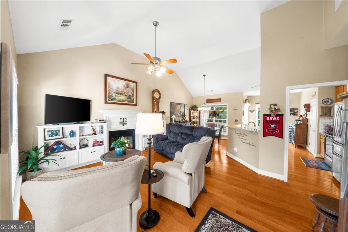 221 Timber Ridge DR