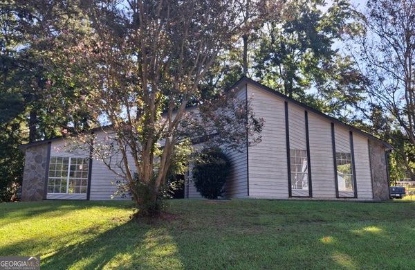 7684 ANTEBELLUM LN, RIVERDALE, GA 30274 - Image bfe29c8ee4c2bb58002a6894a7e14766/3908749428
