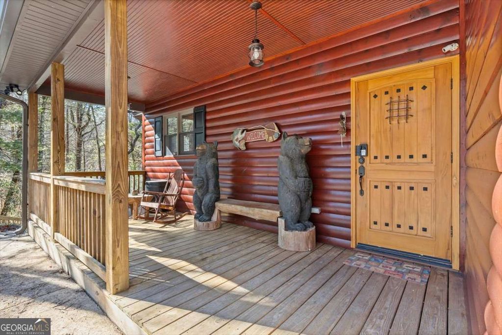 Photo of 141 Winnebago Trail, Chatsworth, GA 30705 (MLS # 10758867)