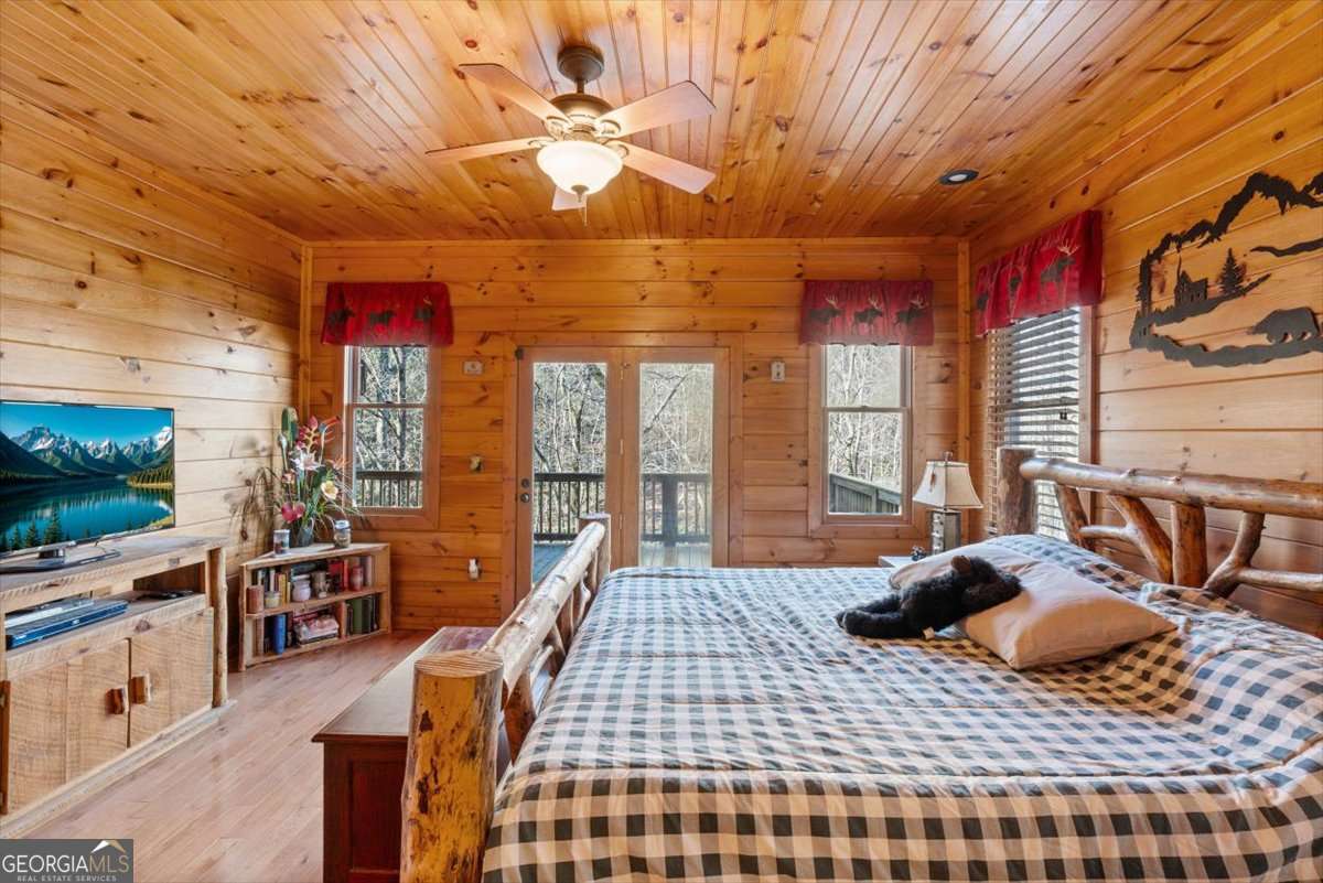 141 Winnebago TRL