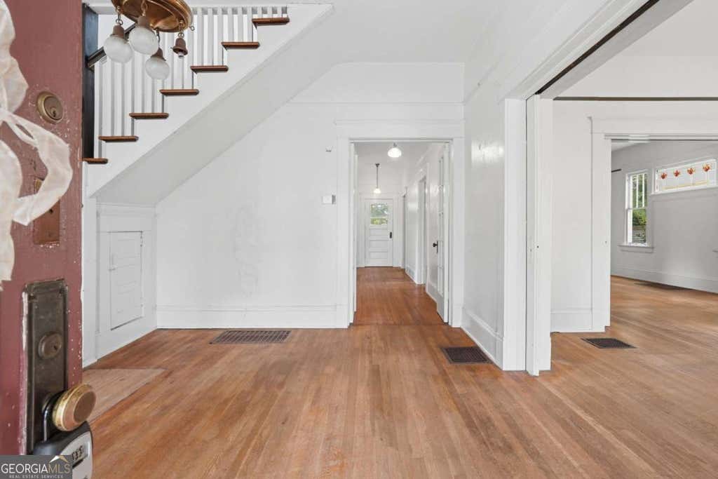 Photo of 1237 Mclendon Avenue NE, Atlanta, GA 30307 (MLS # 10819846)