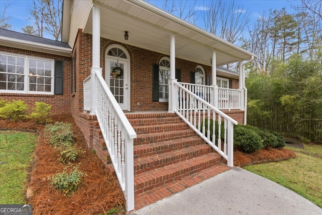 Photo of 16 Webb Drive SW, Cartersville, GA 30120 (MLS # 10708018)