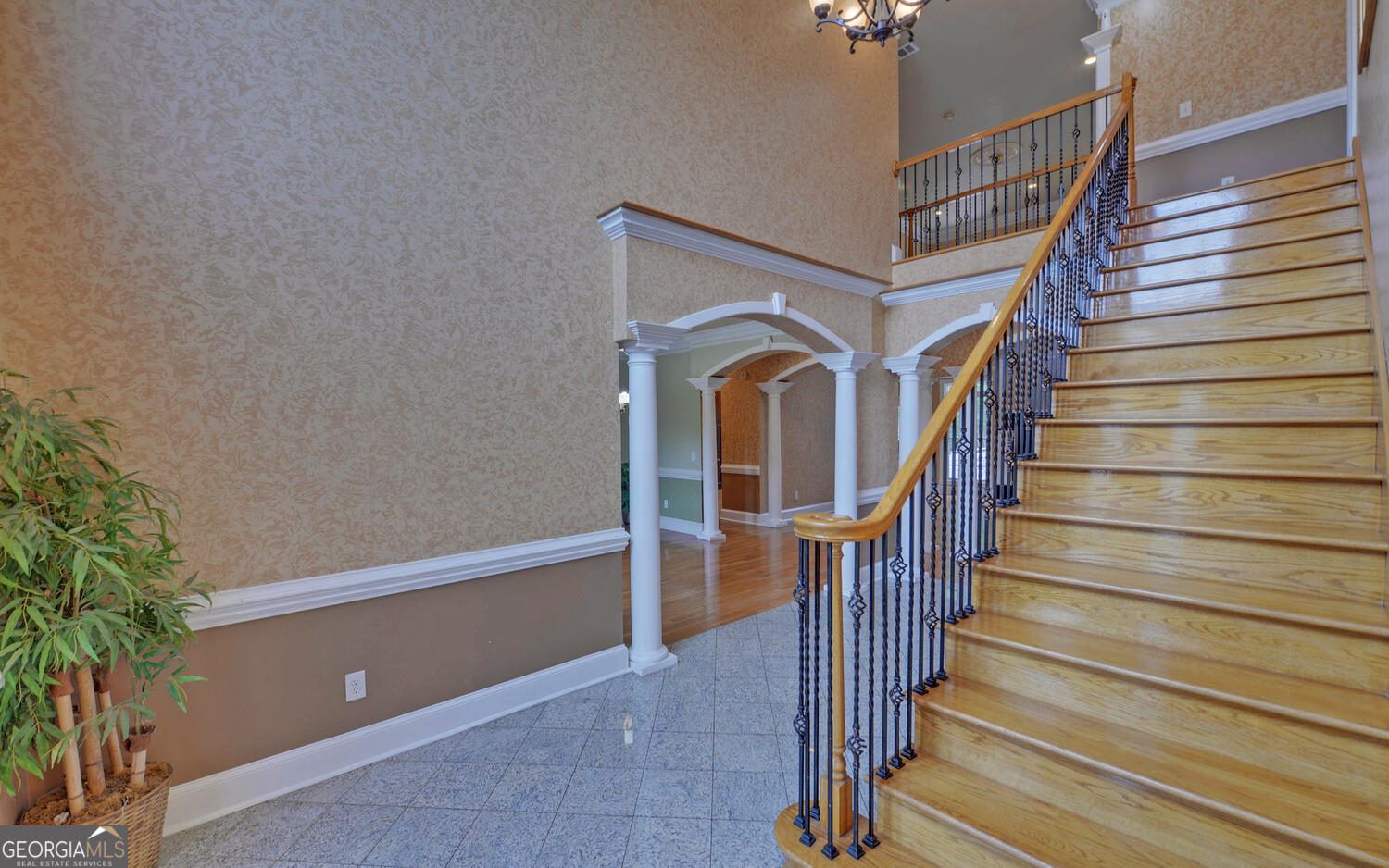 194 Winding WAY