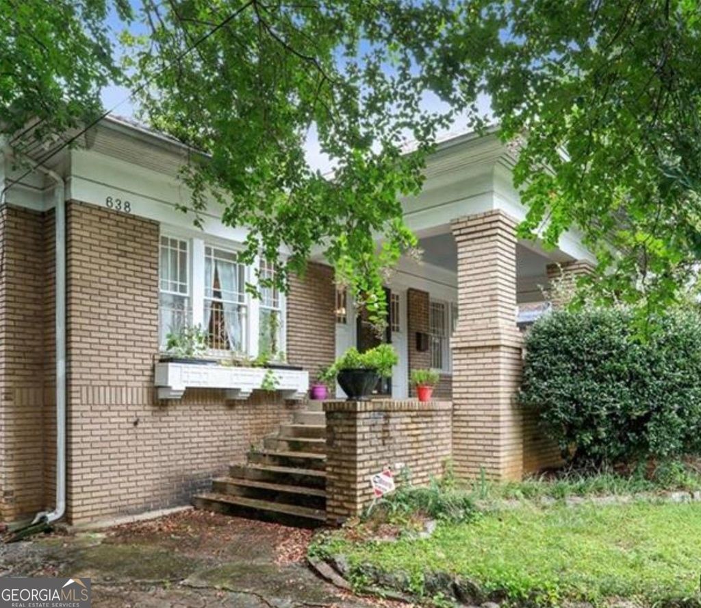 Photo of 638 Moreland Avenue NE, Atlanta, GA 30307 (MLS # 10700240)