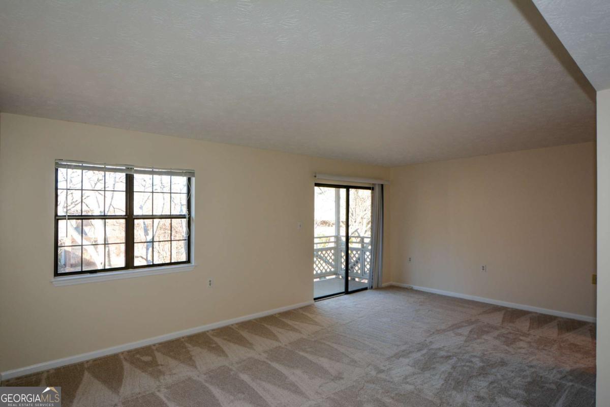 475 Mount Vernon HWY NE C-220