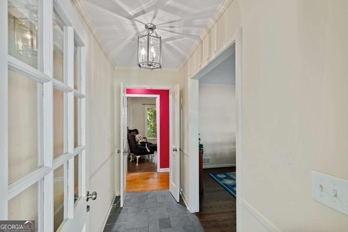 Mount Vernon Woods - Residential