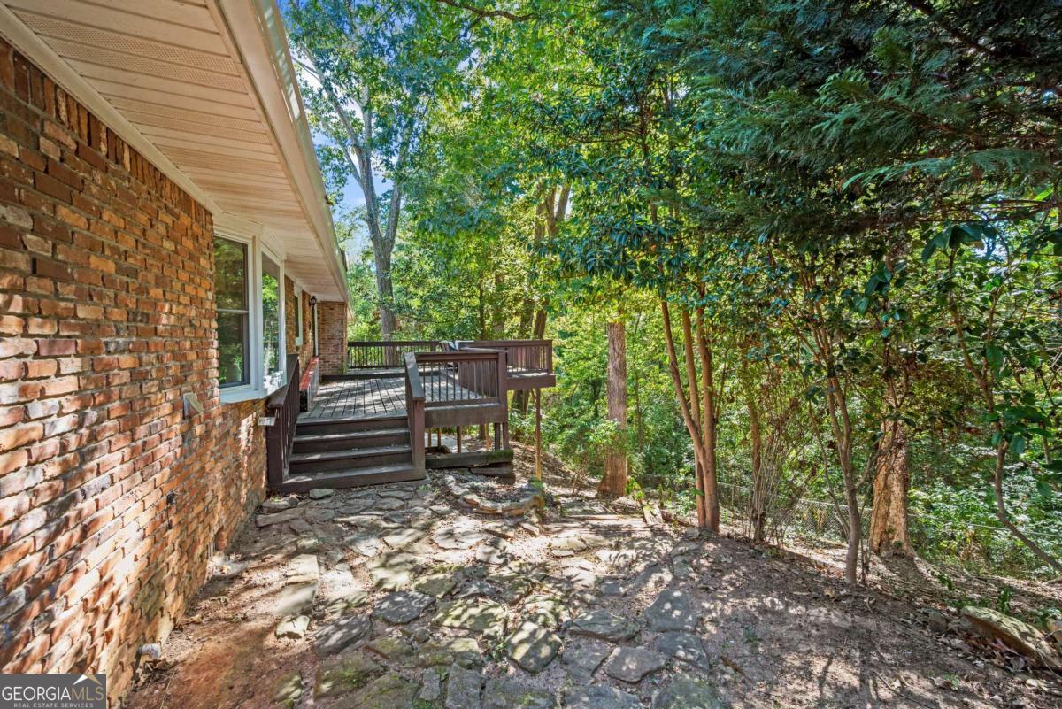 Mount Vernon Woods - Residential