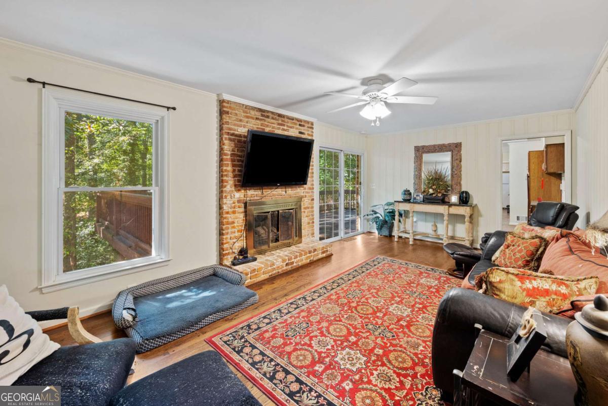 Mount Vernon Woods - Residential