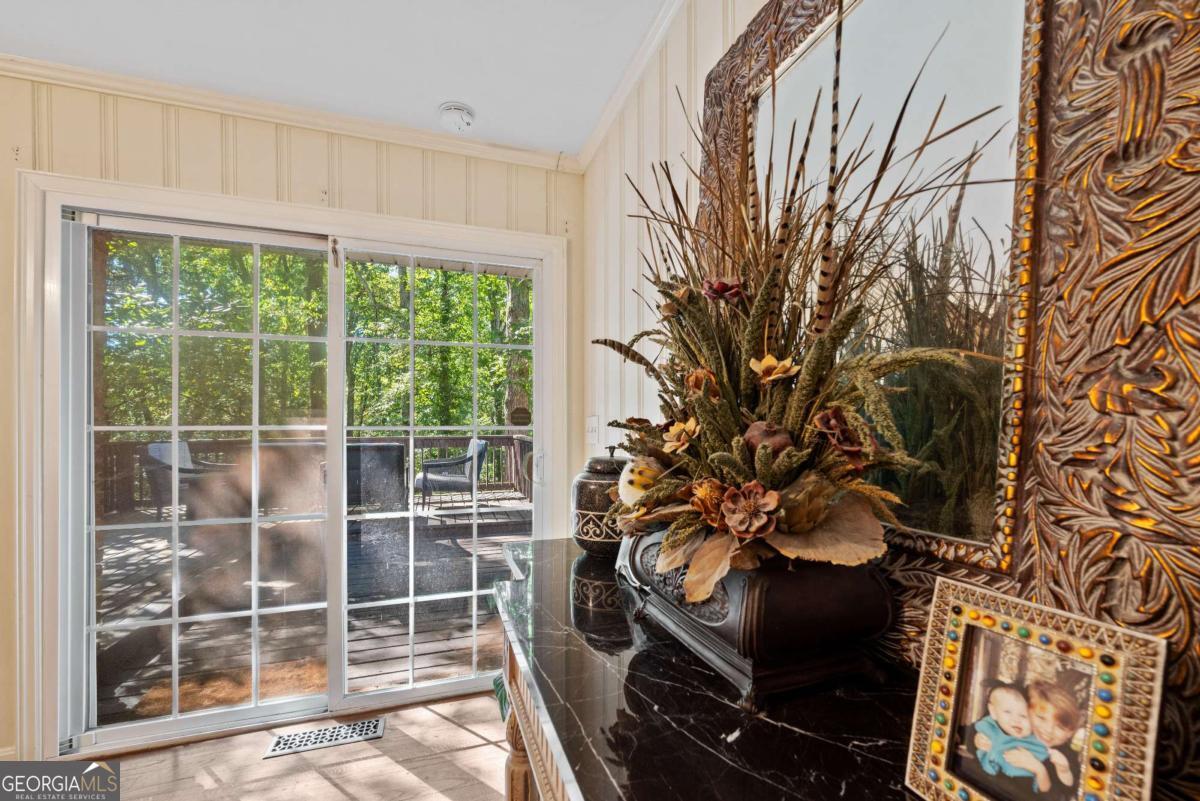 Mount Vernon Woods - Residential