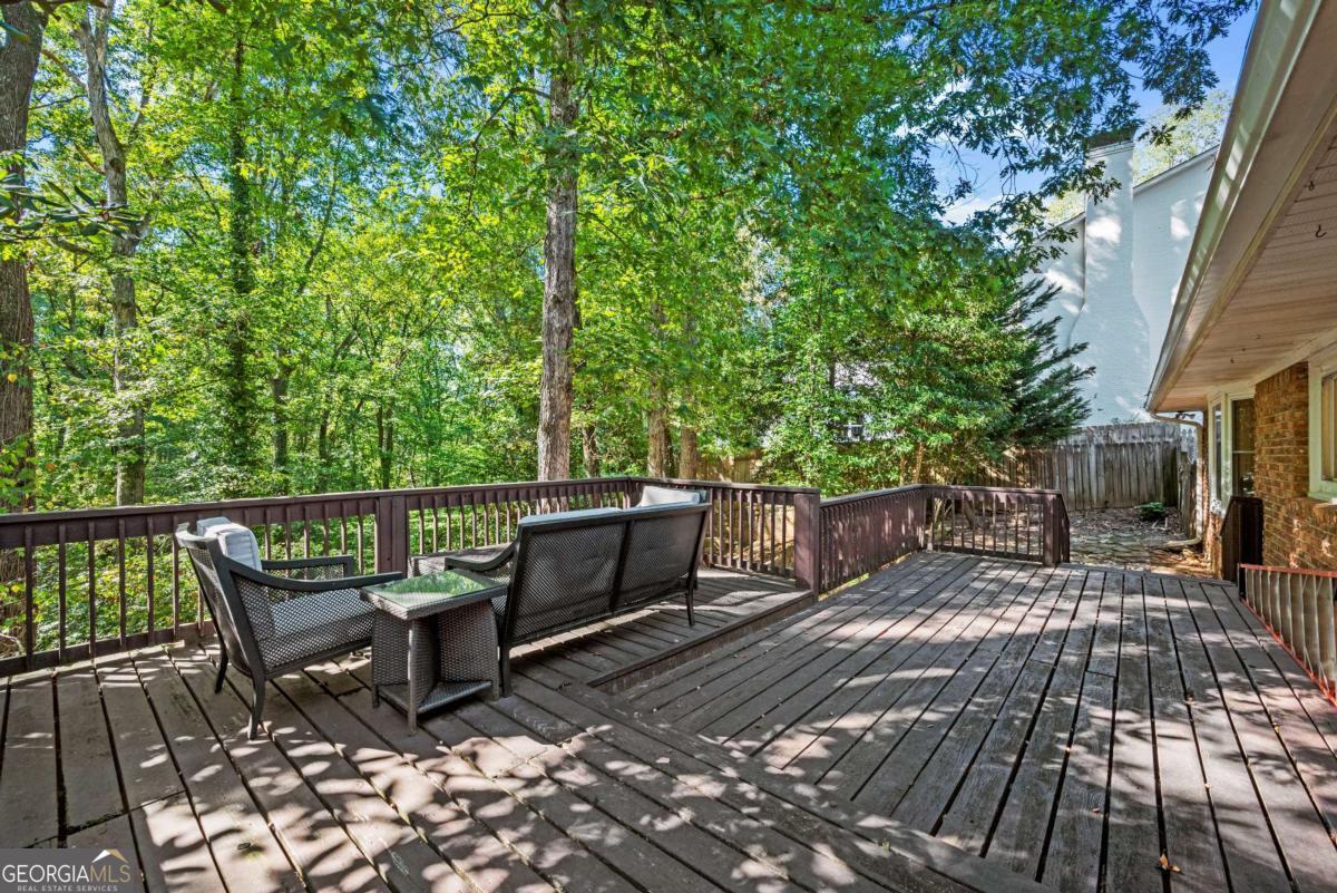 Mount Vernon Woods - Residential