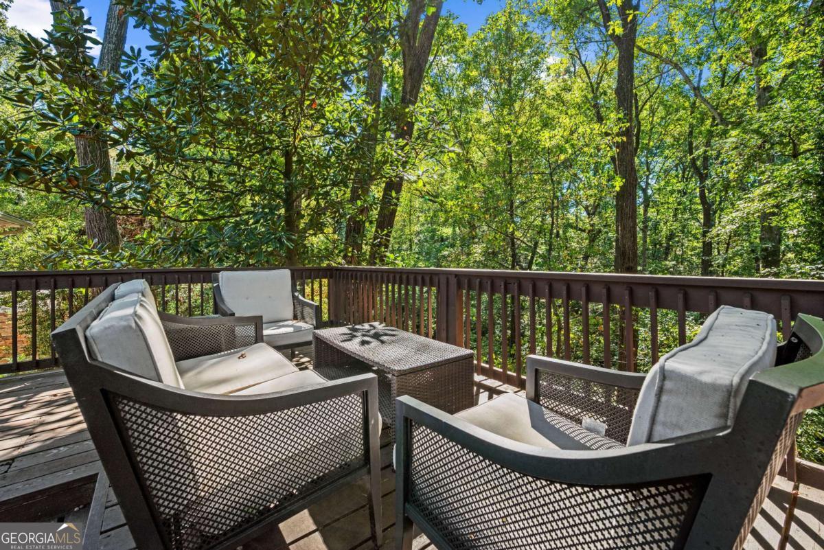 Mount Vernon Woods - Residential