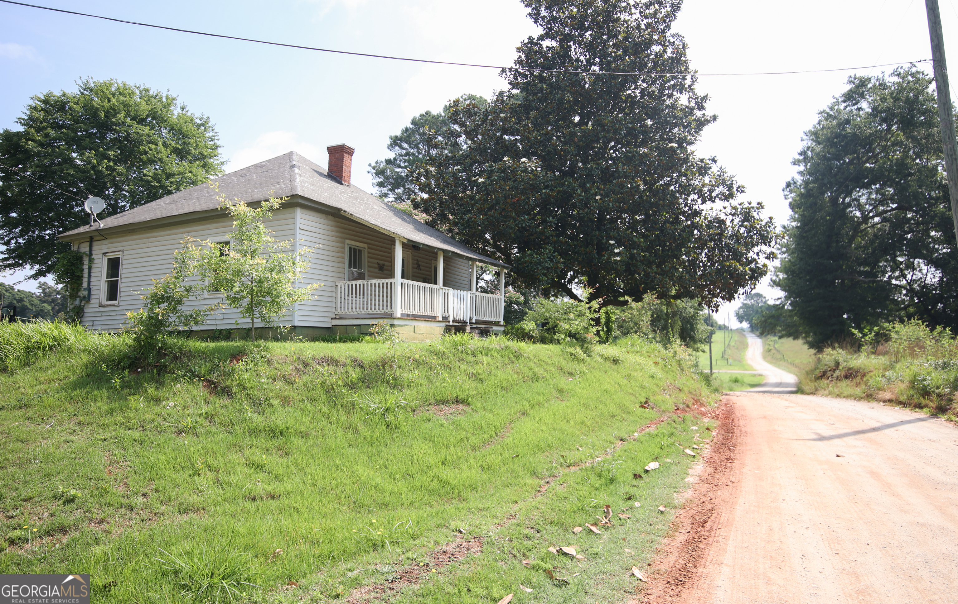 2818 Toms Creek RD