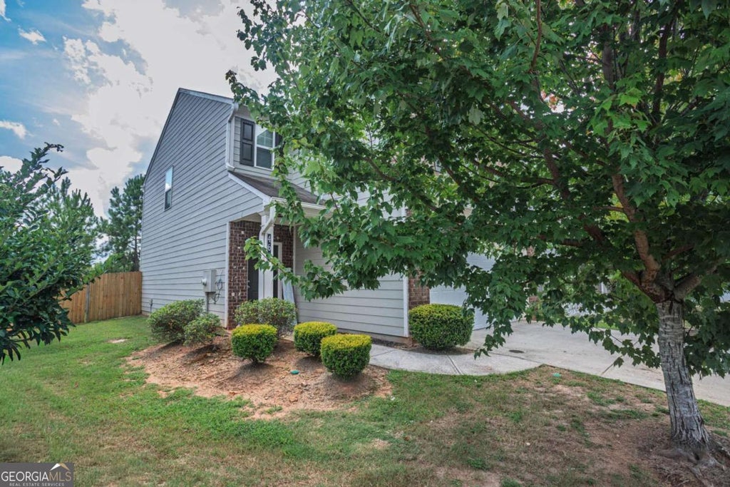 Photo of 460 Meadowbend Circle, Athens, GA 30606 (MLS # 10825242)