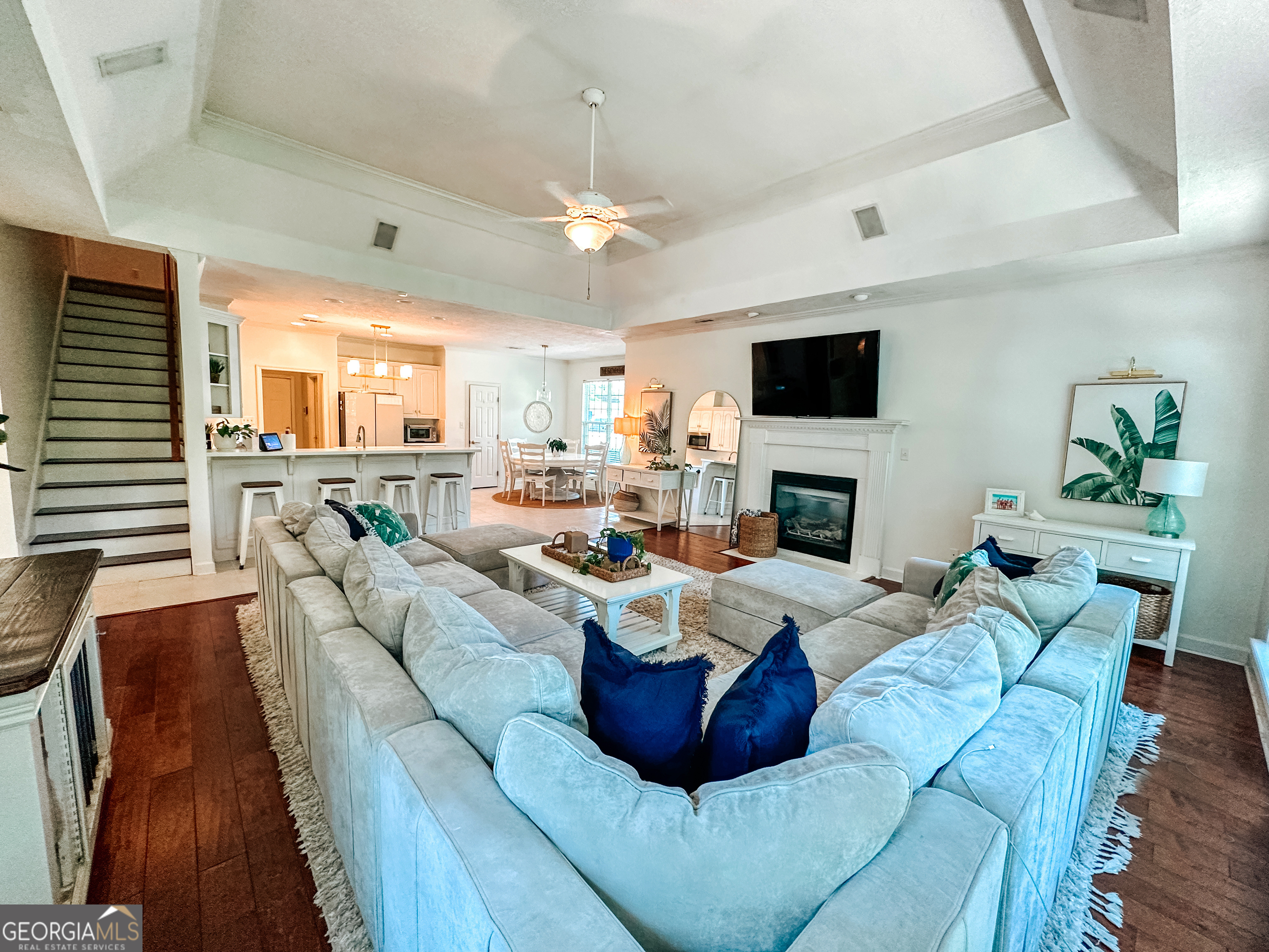 992 Windmill PKWY