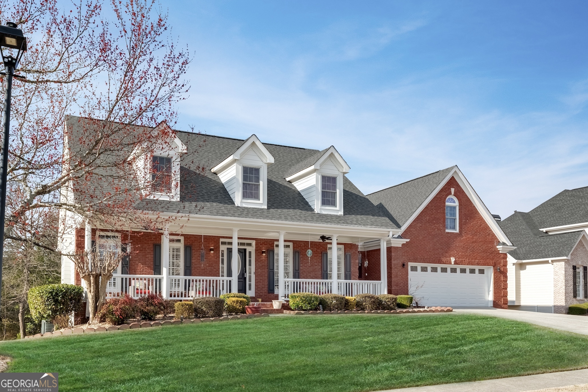 211 Graymist PATH
