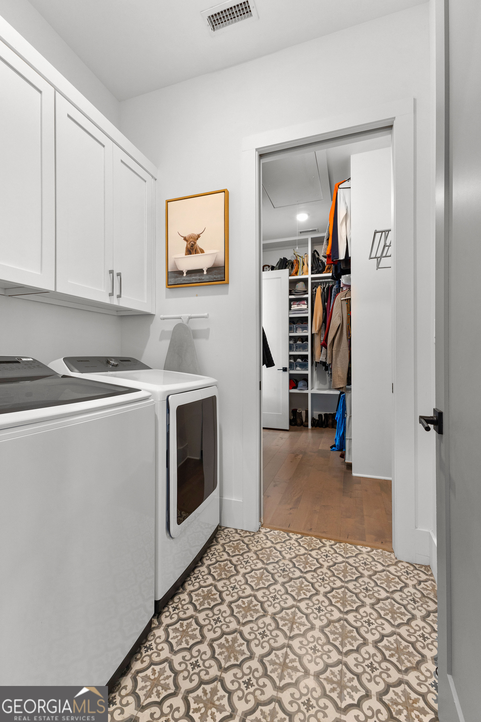 Newnan, Georgia 30265, United States, 4 Bedrooms Bedrooms, ,3 BathroomsBathrooms,Residential,Pending,9438