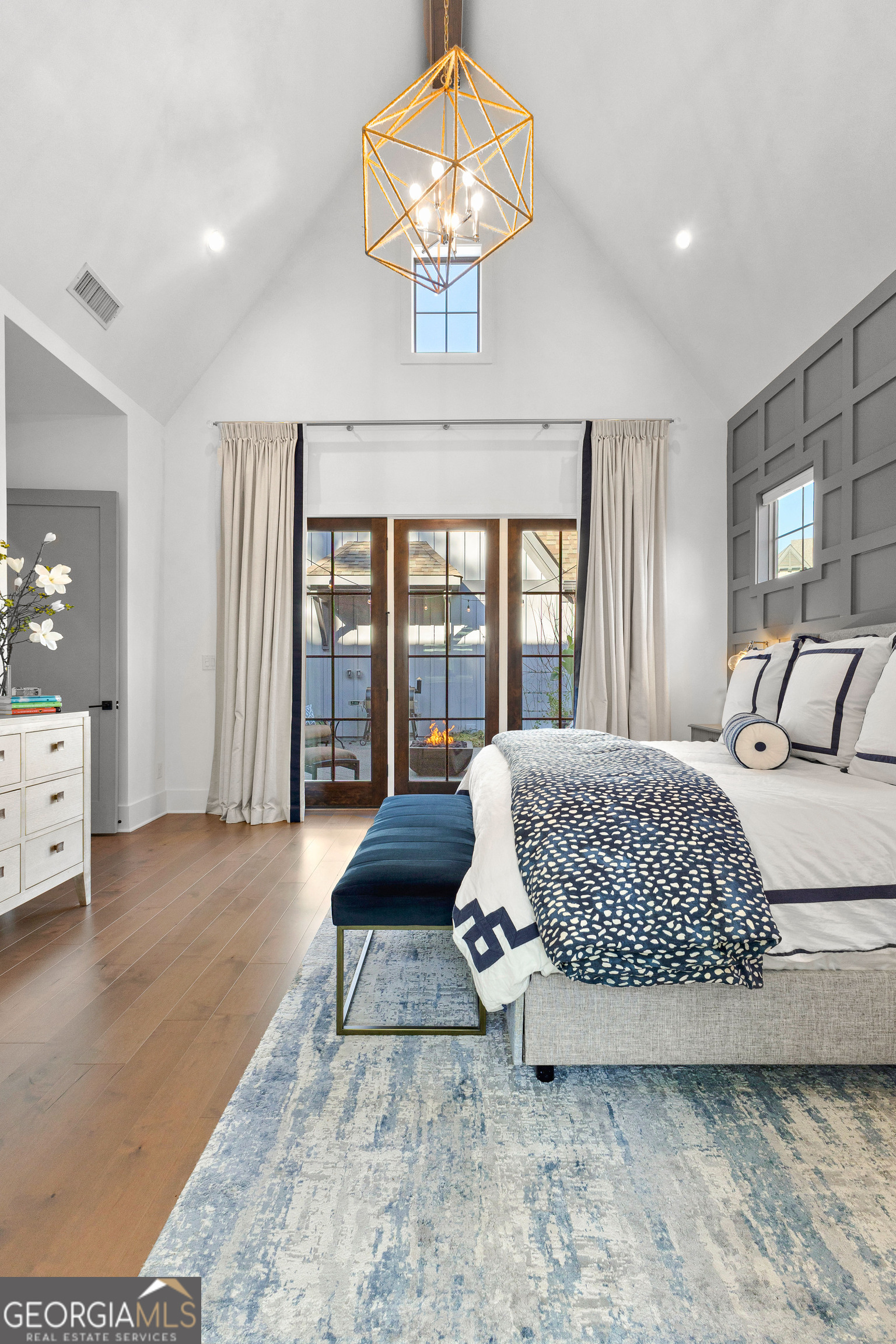 Newnan, Georgia 30265, United States, 4 Bedrooms Bedrooms, ,3 BathroomsBathrooms,Residential,Pending,9438